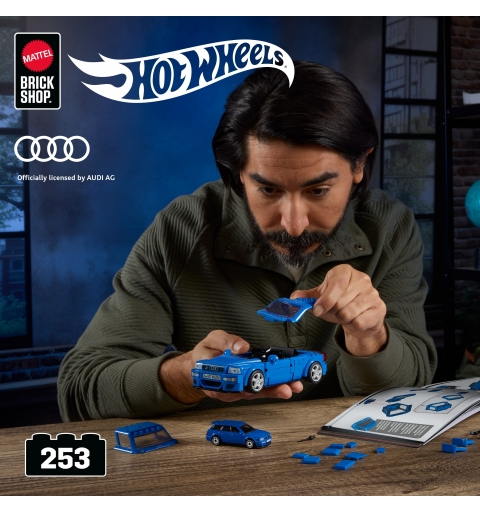 Mattel Brick Shop Hot Wheels '94 Audi Avant RS2 Building Toy Kit (253 Pieces), for Collectors