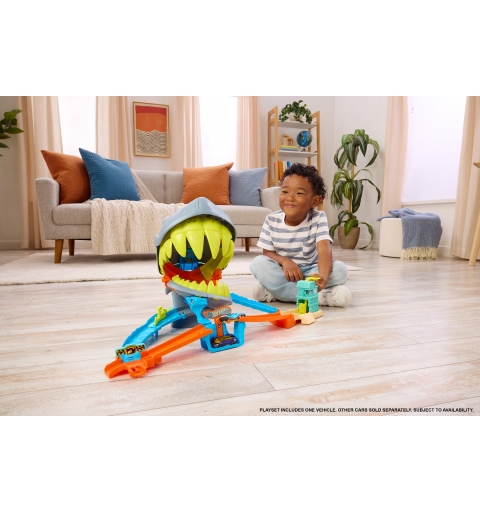 Hot Wheels City Shark Chomp Beach
