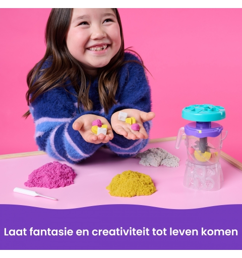 Kinetic Sand - Smoothie Mixer Spielset, mit 397 g Sand in 3 Farben, handbetriebenem Mixer, Werkzeugen, Eisförmchen und mehr,