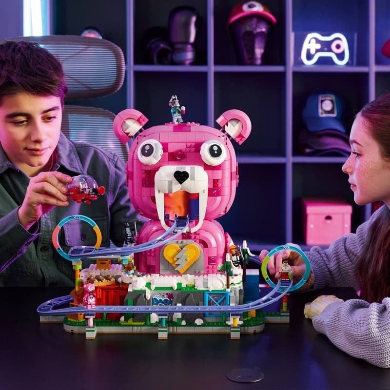 LEGO Fortnite Caverna Descontrol