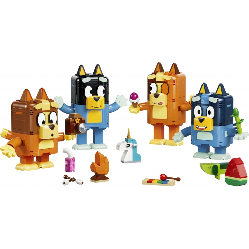 LEGO Brick-Built Bluey Family