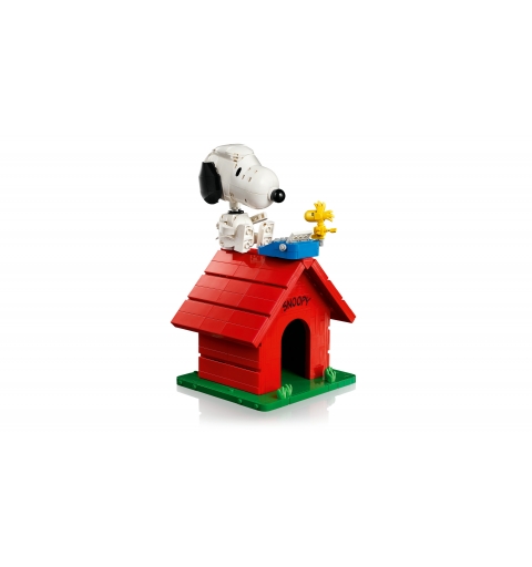 LEGO Ideas Peanuts Snoopy's Doghouse