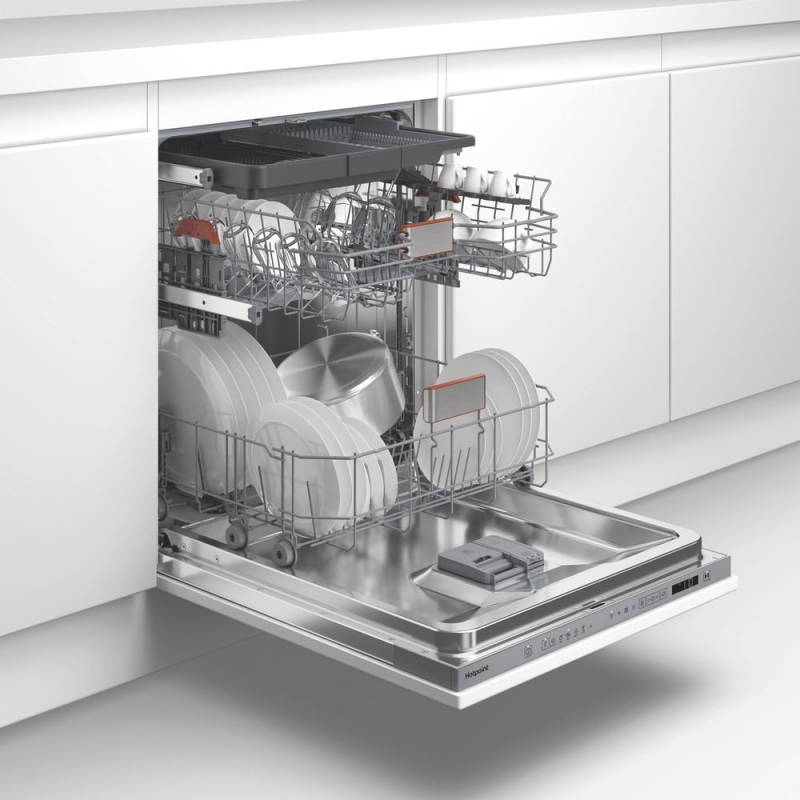 Hotpoint HDI LYM A5 R Completamente integrado 15 cubiertos