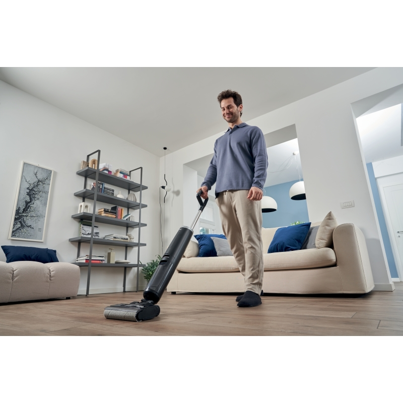 Hoover HW300 011 2-in-1 stick vacuum Battery Dry&wet HEPA Bagless 0.5 L 220 W Black, Silver