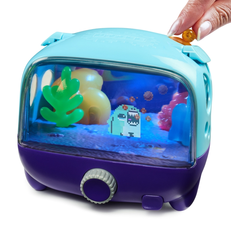 Bitzee Aquarium, cucciolo digitale interattivo con 30 pesci virtuali, ampio display e luci LED, animali domestici elettronici
