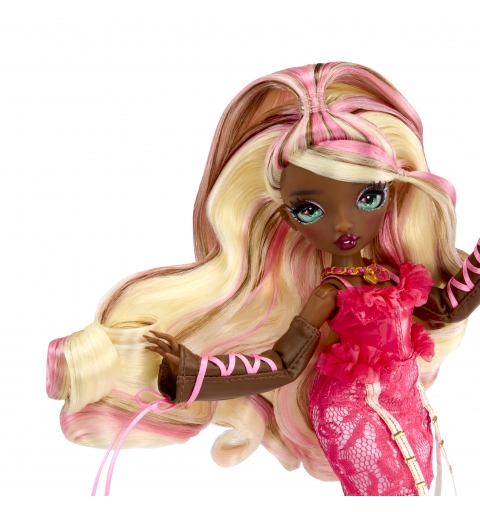 MGA Entertainment Mirror Mi Amora Valentina Fashion Doll