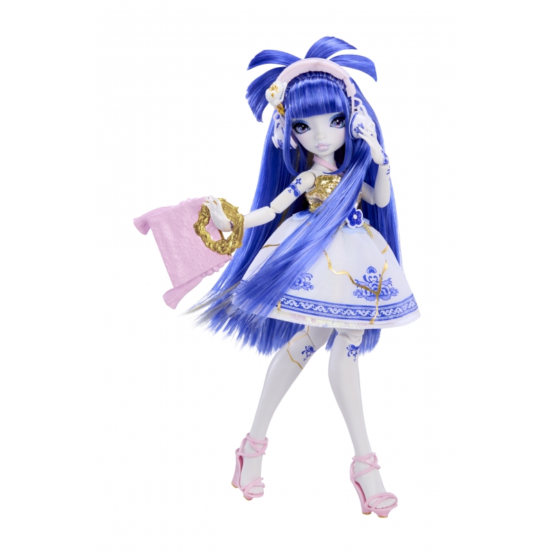 MGA Entertainment Mirror Mi Suki Goldpetal Fashion Doll