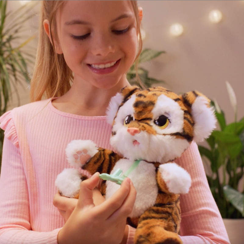IMC Toys Baby Paws Tijgertje