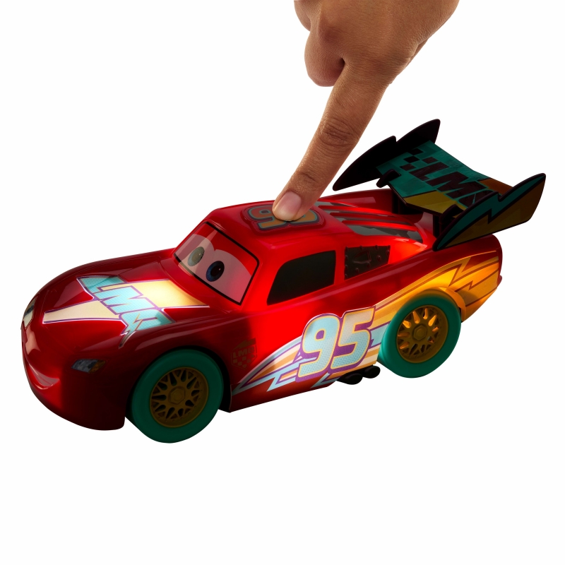 Disney Pixar Cars Rennen zur Feier Lightning McQueen mit Lichtern und Geräuschen, großes Spielfahrzeug