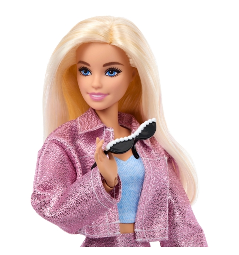 Barbie Deluxe Style-Puppe mit 4 Kleidungsstücken, 4 Zubehörteilen, 4 austauschbaren Händen und Farbwechsel-Haaren